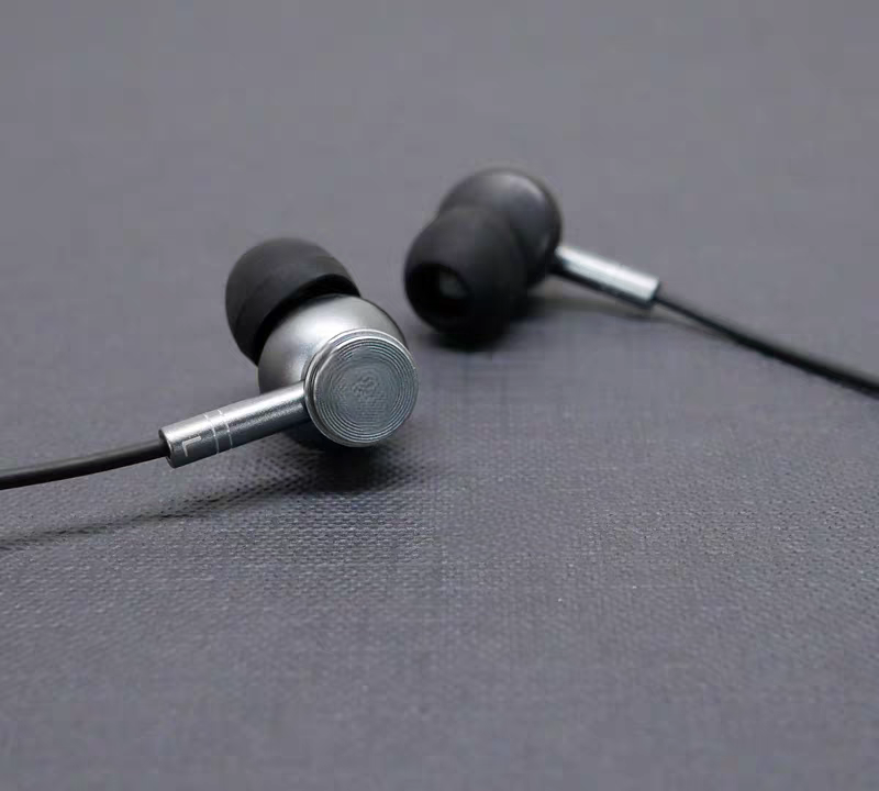 Japanese In-Ear Earphones, 3.5 – Wired Earphone Mic Bewertung und Preis